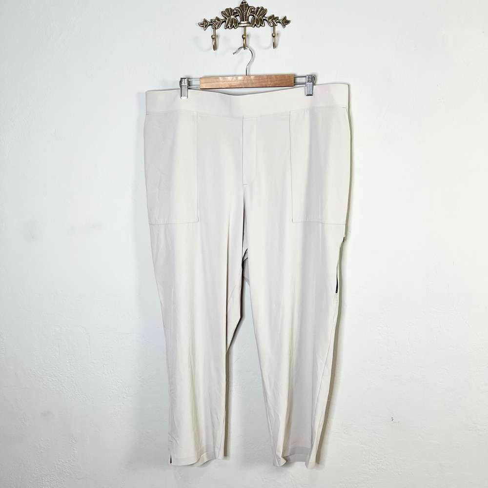 Athleta Pants Brooklyn Size 20 Beige Hiking Cargo Stretch Ankle Tapered Pull On